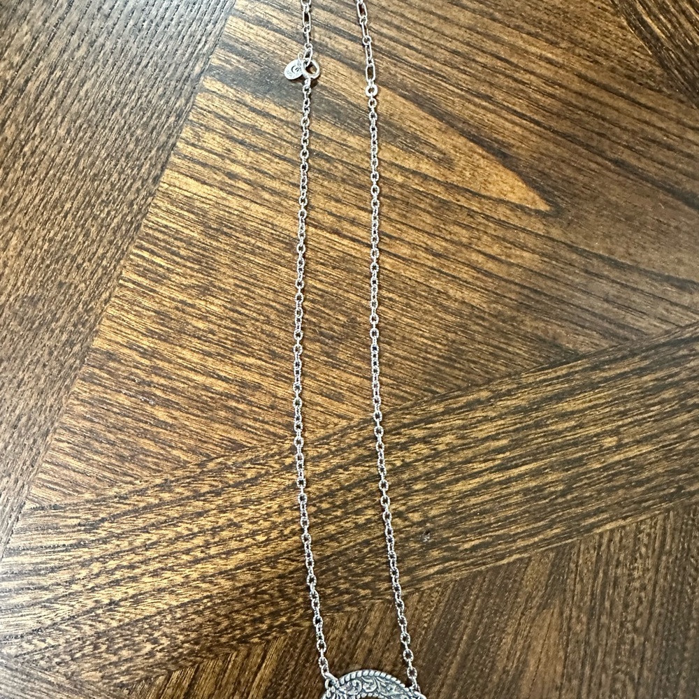 Relios Oxidated Pendant - Picture 3 of 7